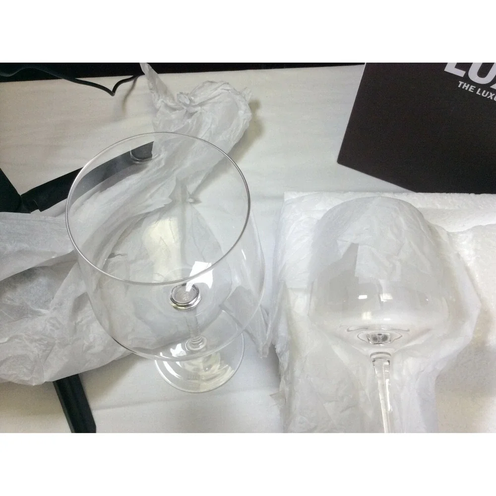Collectible Luxbe high end crystal wine glasses, set of 4 new in box - T1383